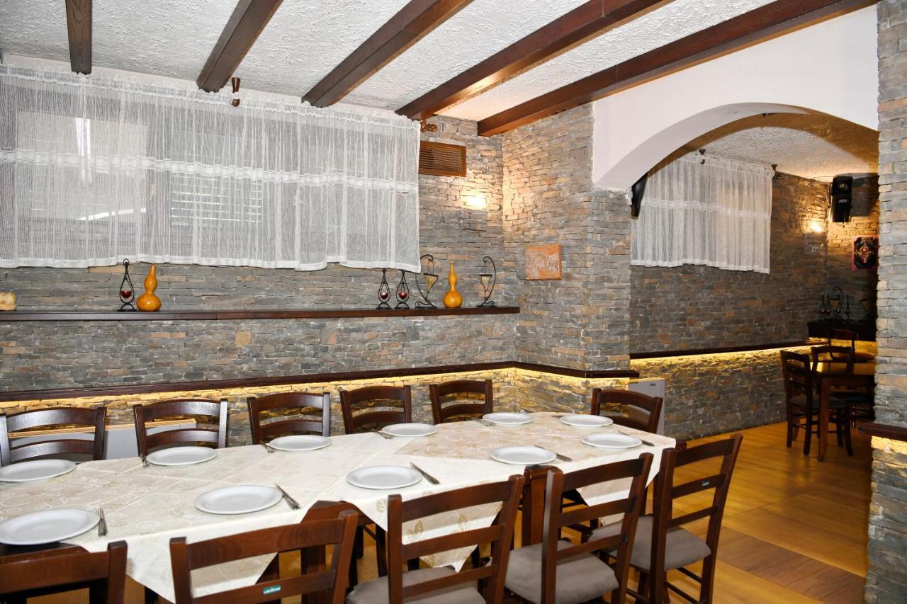 Hotel Restaurant Dreri Tirana Extérieur photo